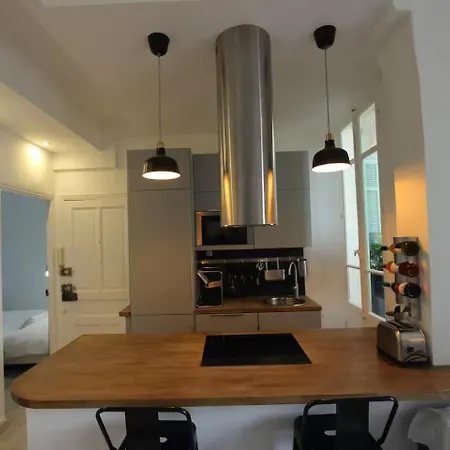 First Floor Fully Renovated Apartment Antibes