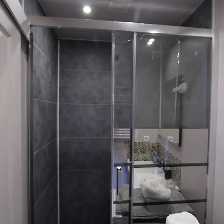 First Floor Fully Renovated * 앙티브