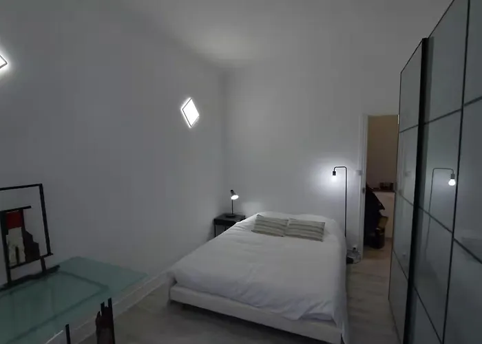 First Floor Fully Renovated شقة أنتيب